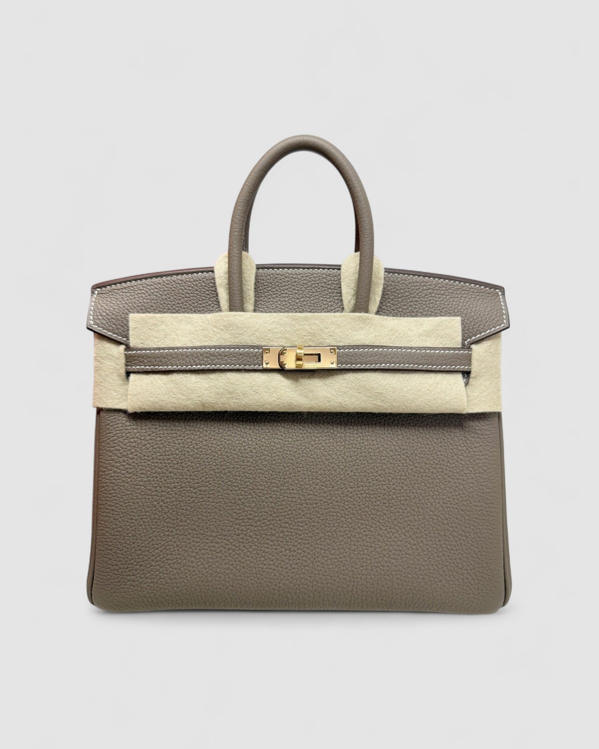 Hermes Birkin 25 Etoupe Togo Gold Hardware front view