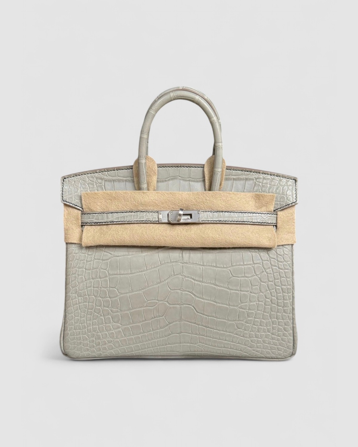 Hermes Birkin 25 HSS Gris Perle Matte Alligator Croc Brushed Palladium Hardware front view